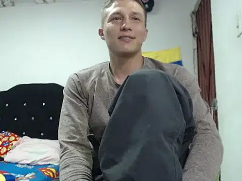 Stiiveen777's Live XXX Chat