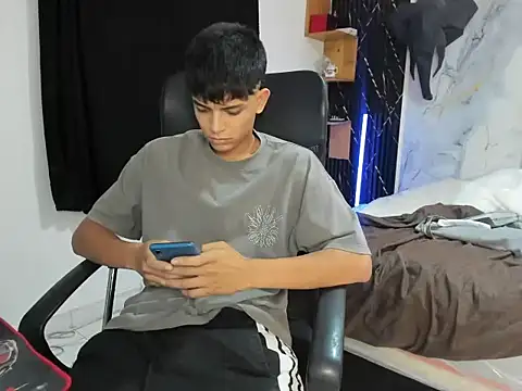 slim_dirtyxx1のウェブカメラショー