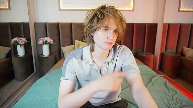 FinnBev Chat XXX in diretta