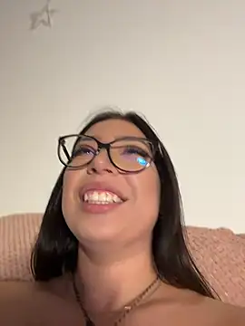 KimArts live XXX chat