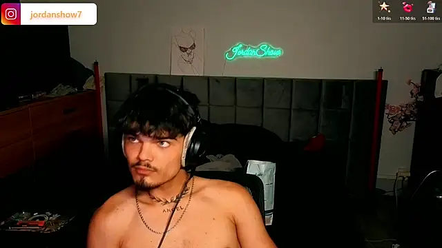 JordanShow Live XXX Chat