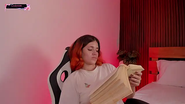 alliss_ginger_'s Live XXX Chat