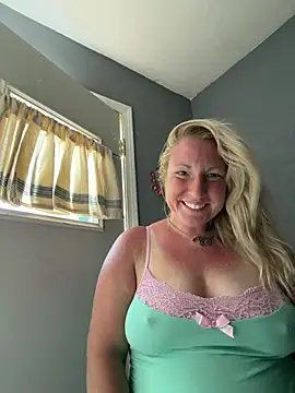 sweetkacibaby's Live XXX Chat