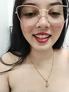 دردشة Valeria_allurin الجنسية المباشرة