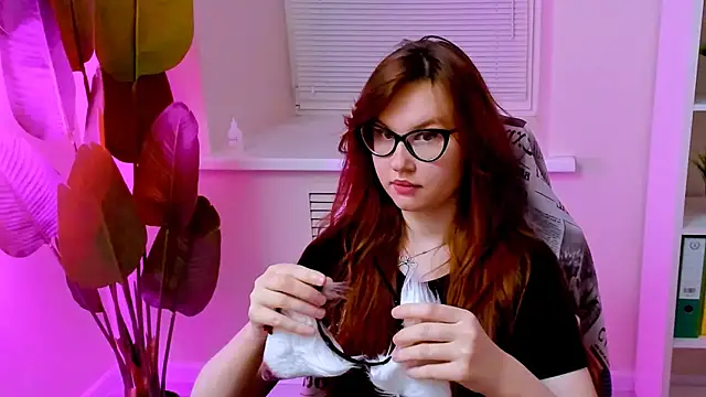 Онлайн чат XXX CarolGiggly