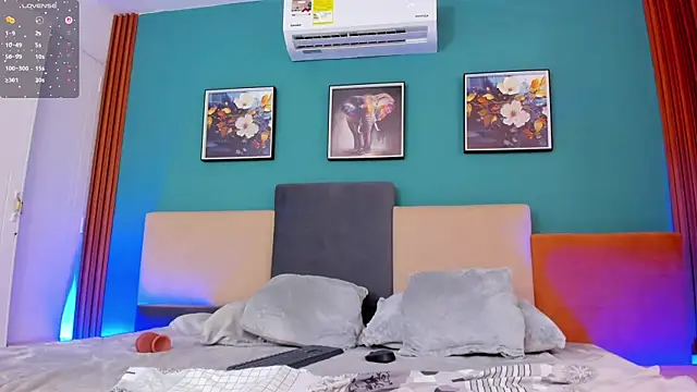 Онлайн чат XXX loress_ass_mature