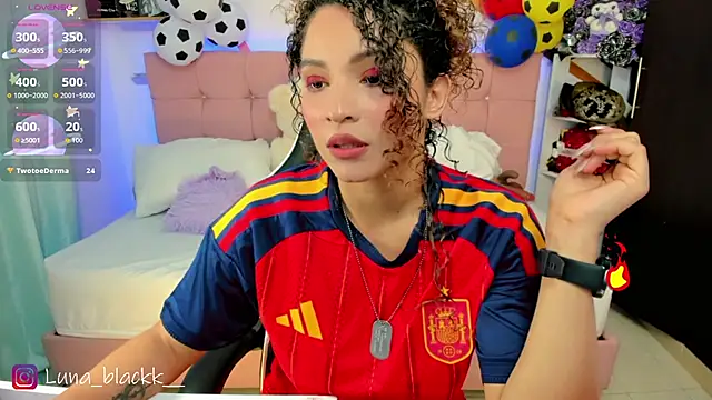 Онлайн чат XXX Luna_blackk