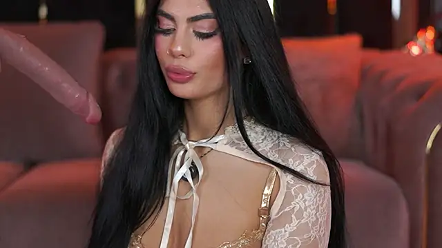 RavennaDArcy's Live XXX Chat