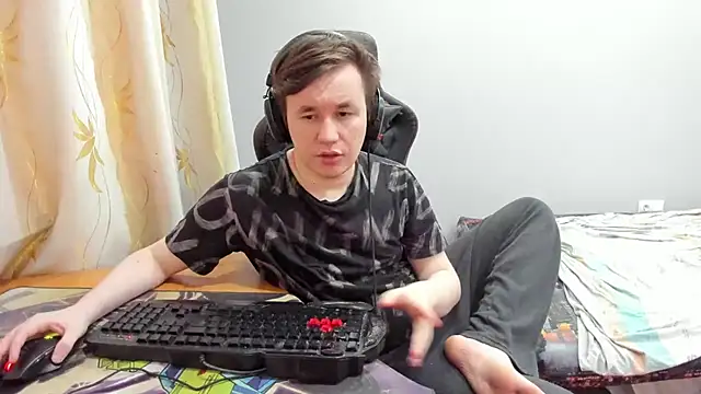 Онлайн чат XXX iliaskrislove