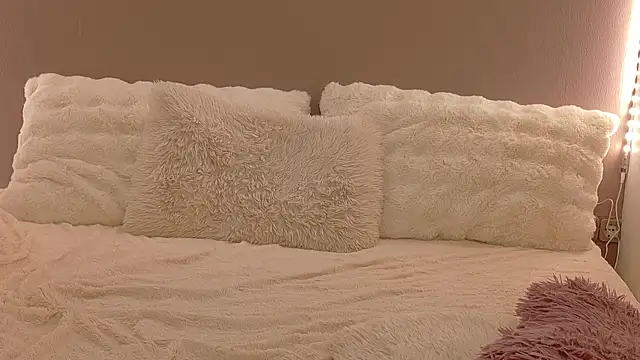 Онлайн чат XXX Anaayss_