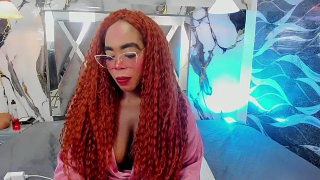 Онлайн чат XXX CandyMartinez_