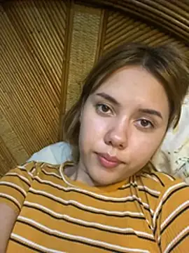 Онлайн чат XXX coupleyys