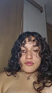 Chat XXX en directo de MeganDolll
