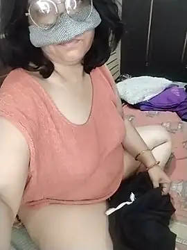 RICHA_BHABHI23のライブXXXチャット