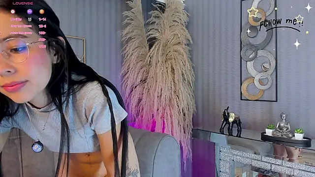 laraa_jeean Adlı Modelin Canlı XXX Sohbeti