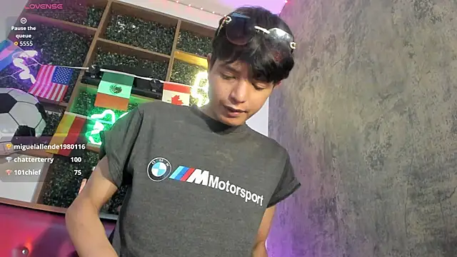 Alex_it0_ 라이브 XXX 채팅
