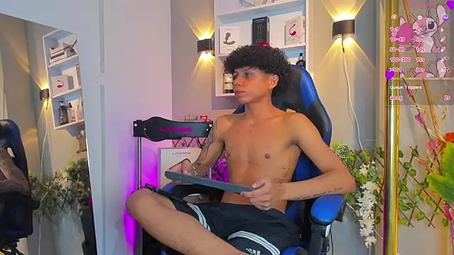 Chatroom XXX en direct de _taylor_black