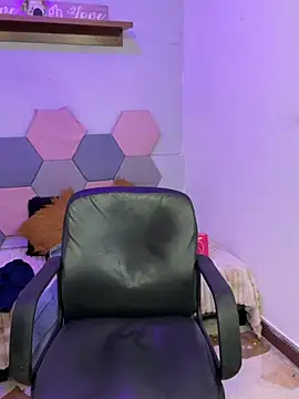 Andy_Norton Live XXX-Chat