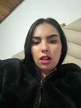 Maddy_Rouse_ Adlı Modelin Canlı XXX Sohbeti