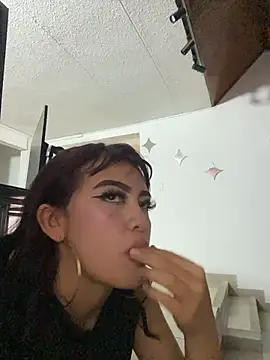 kira_ec Live XXX-chat