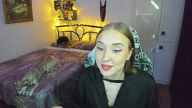 CrazyBitchInLace's Live XXX Chat