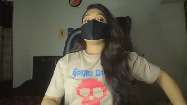 Онлайн чат XXX queen_angel67