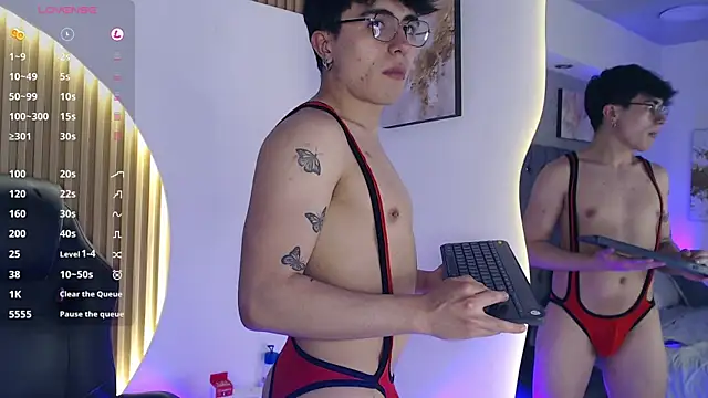 Tommy_Claks live XXX chat