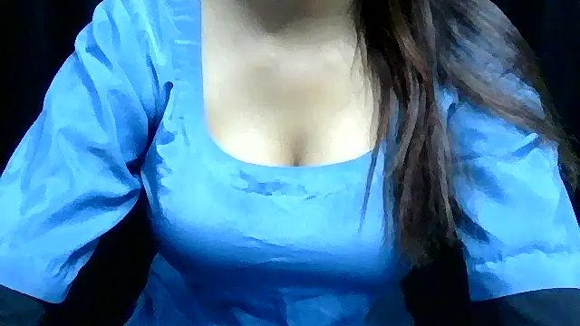 Czat XXX na żywo – hoty_Vniti