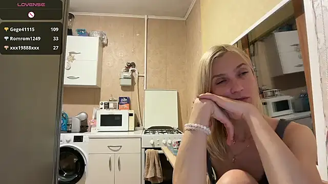 AngelJeni – Naživo XXX chat