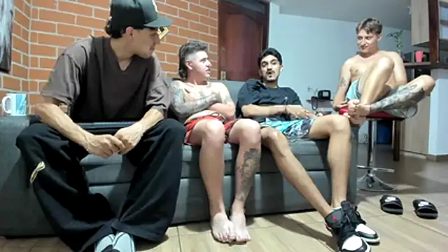 bully_boss élő XXX-chatje