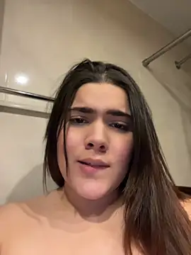 Valenhill@xh's Live XXX Chat
