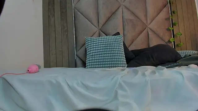 RiriiBrunette__ 라이브 XXX 채팅
