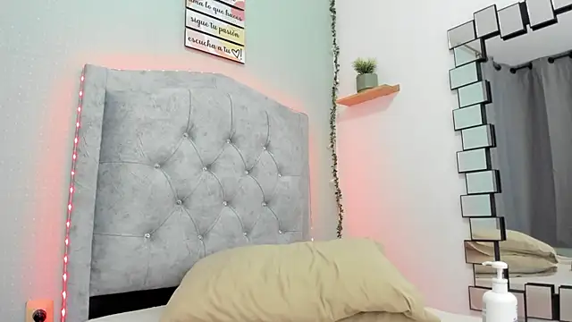 Czat XXX na żywo – SHARONBLAKE2