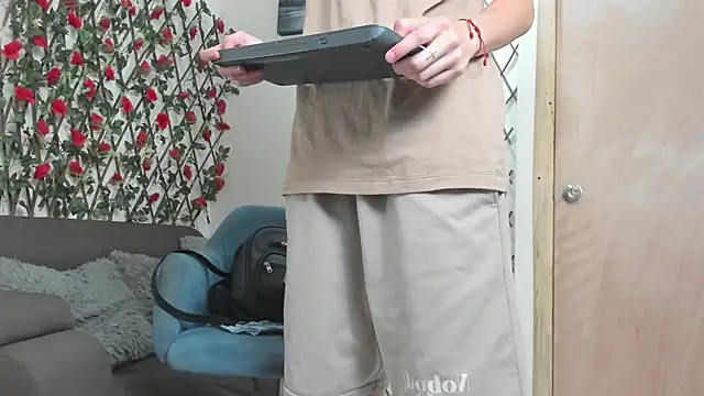 LiamBrown09's Live XXX Chat