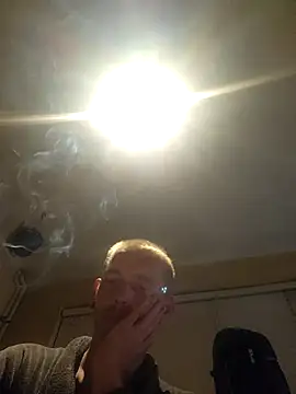 piercingpik Live XXX-chat