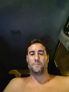 HotMan69- 在線直播表演
