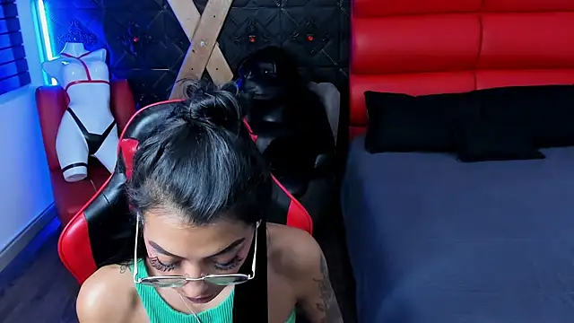 KarlaSlutSkinny__ XXX чат на живо