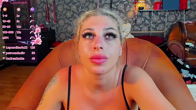 ammyloca123's Live XXX Chat