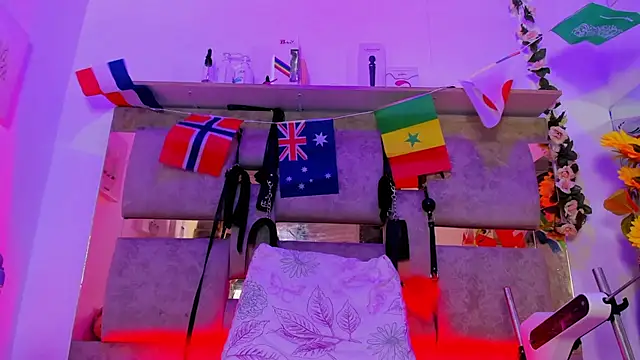 Natasha-Adams Chat XXX live