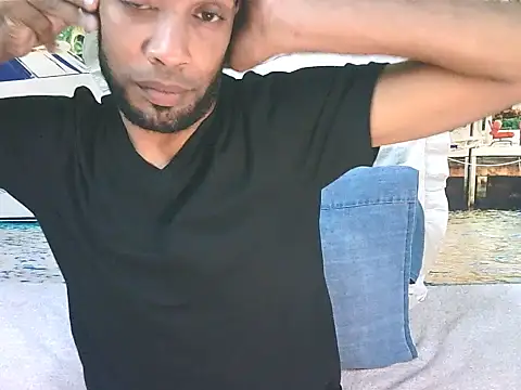 IndianMagicMike 即時 XXX 聊天