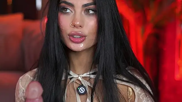 XXX chat uživo modela RavennaDArcy