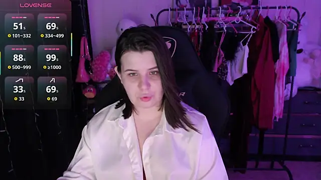 AmyVibess' Live XXX Chat