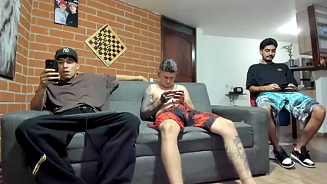 bully_boss live XXX chat