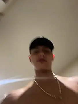 Lander_Cruz 即時 XXX 聊天