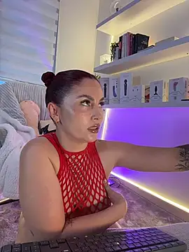 Chatroom XXX en direct de zafiro_mo0n