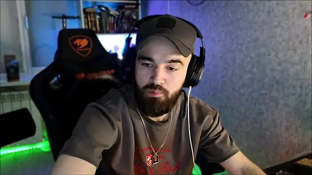_Serious_Man Live XXX Chat