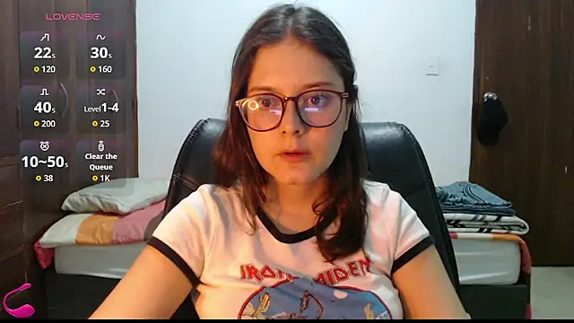 MadieeLorez's Live XXX Chat