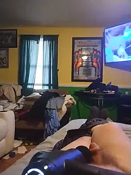 mcwire9 Show in webcam