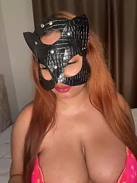 ladyesmee99 Show in webcam