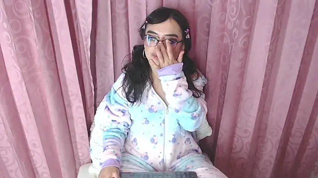 Онлайн чат XXX Mini_Rouse
